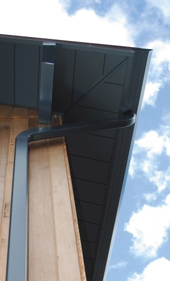 Entrepreneur Dal'Alu succès pérenne grâce aux produits aluminium éco-responsables durables