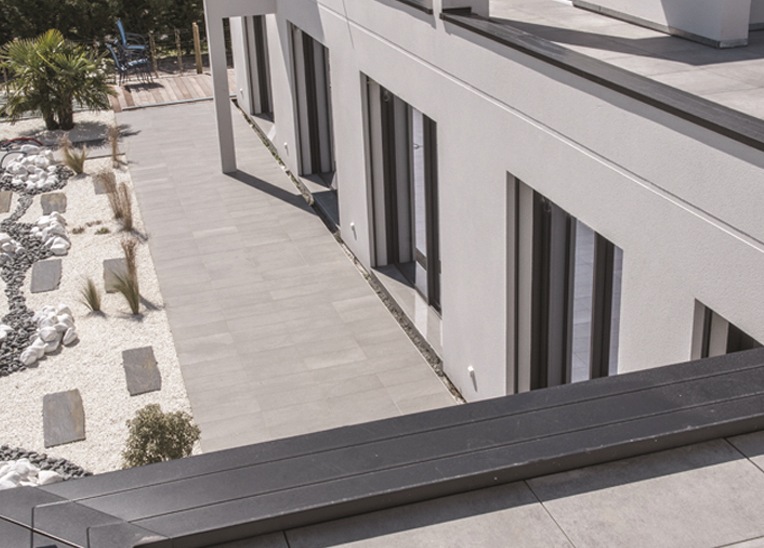 Explorez potentiel franchise Dal'Alu marché croissance matériaux aluminium durabilité fiabilité
